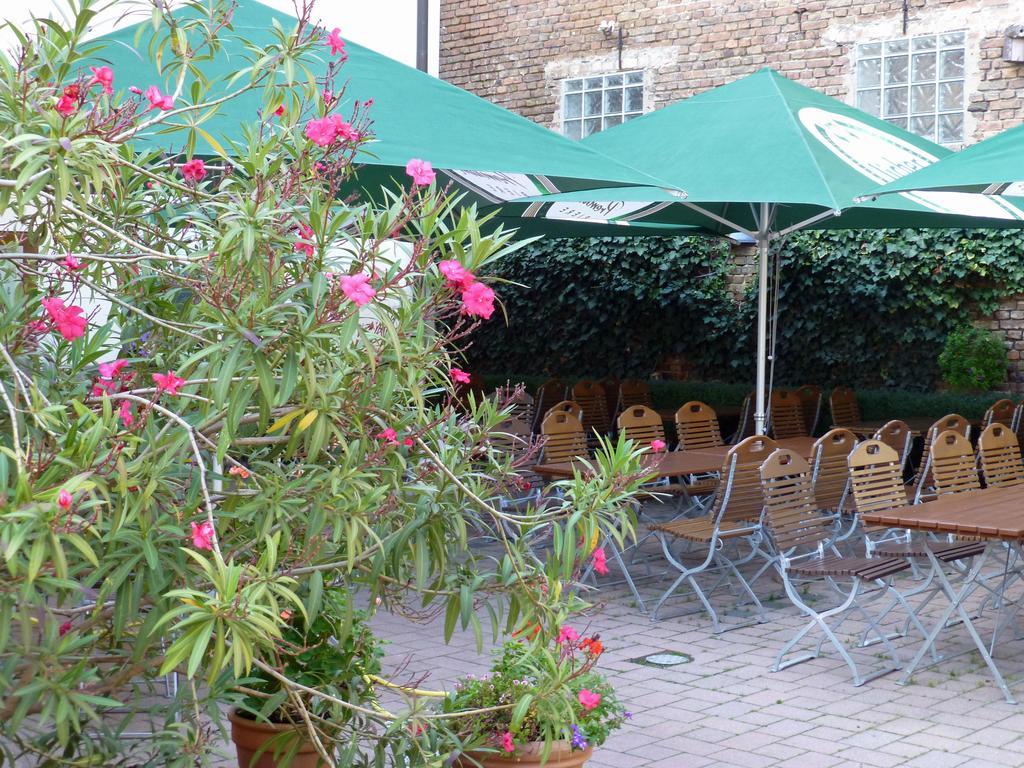 Hotel Alte Bruecke บาดฮอมบูร์ก ฟอร์ แดร์เฮอเฮอ ภายนอก รูปภาพ